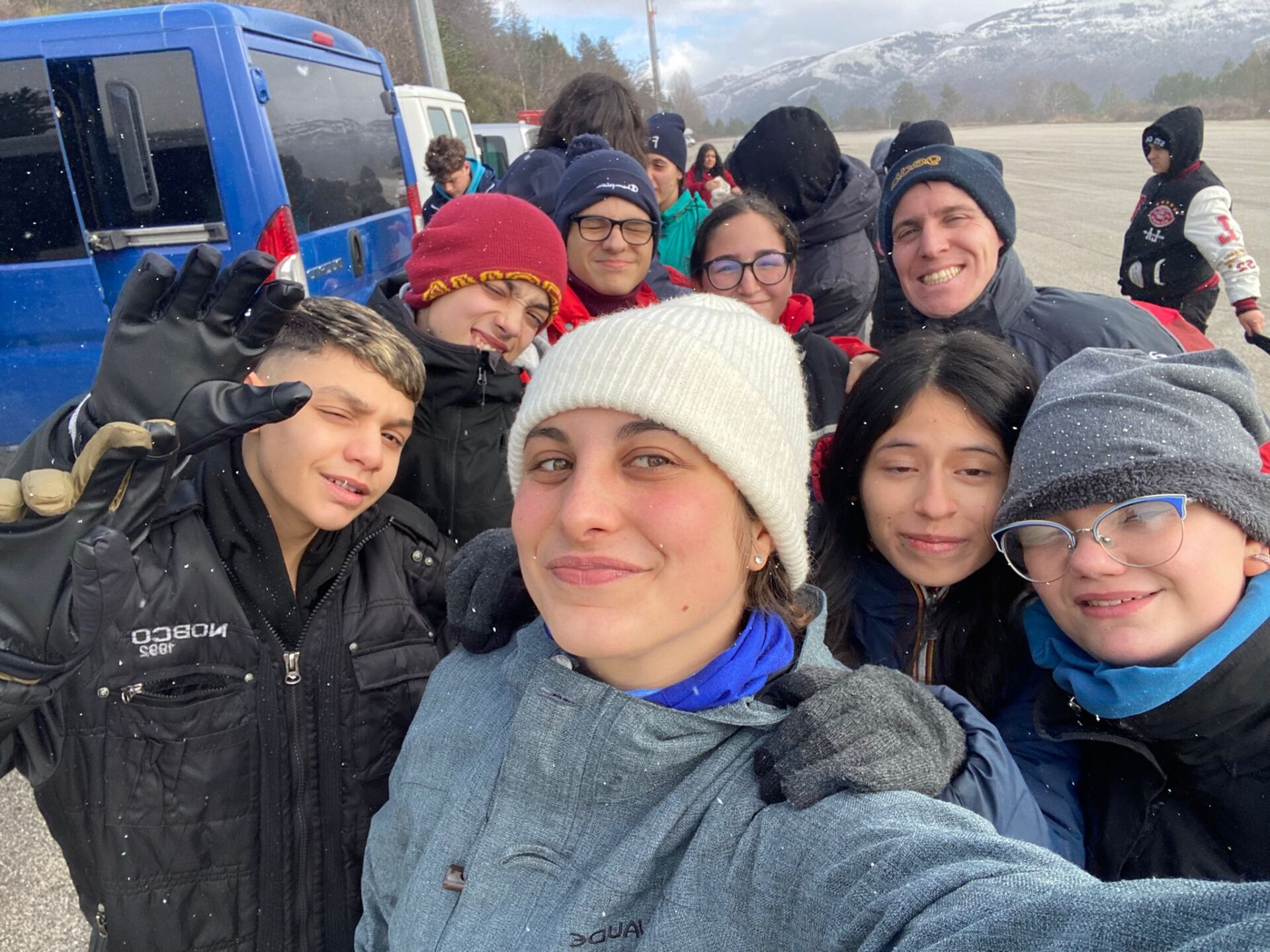 Sostienici - foto gruppo 1